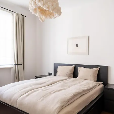 Embassy Area, Quiet Location, Cable Tv - By Innorental Riga